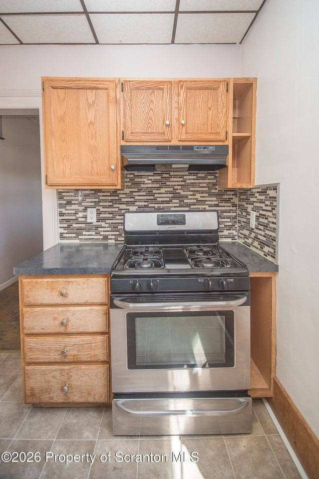1827 Main St - Photo 7 of 28
