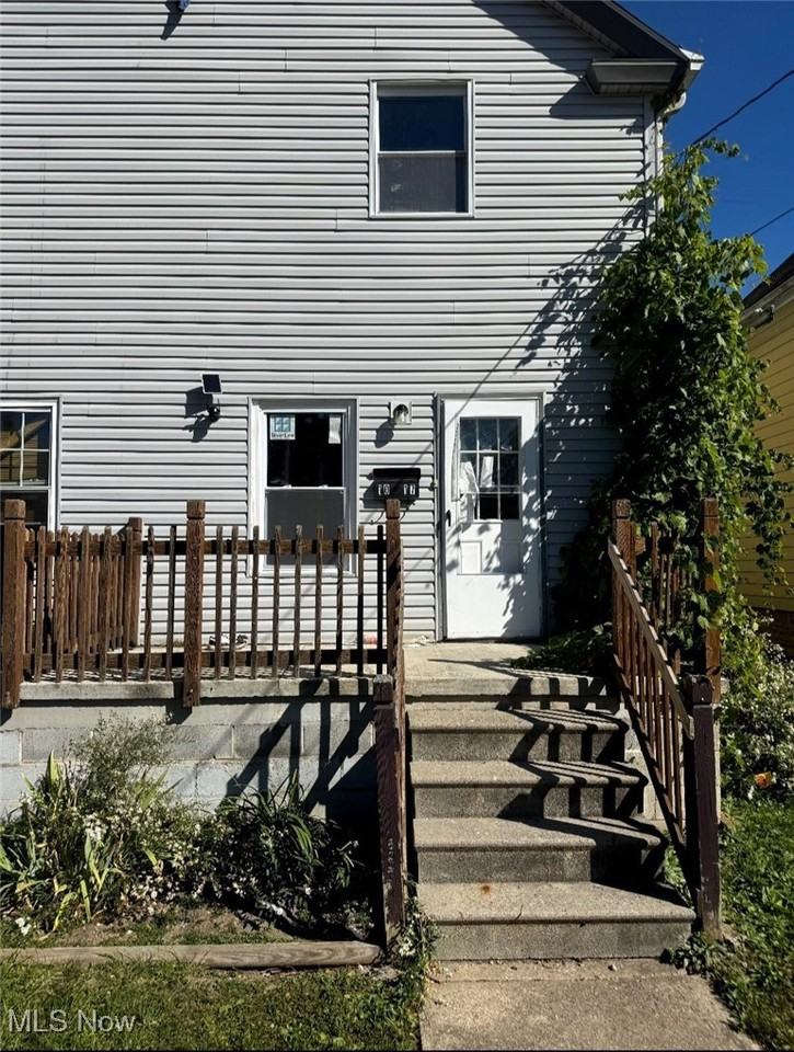 1017 Washington Ave - Photo 2 of 16