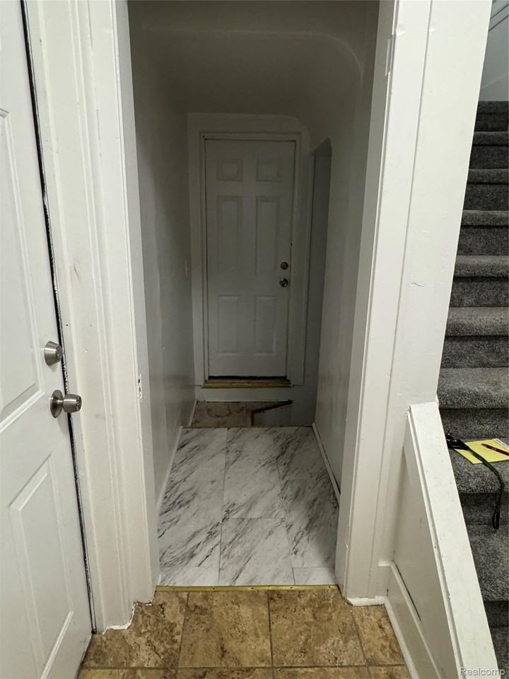 15760 Monte Vista St - Photo 3 of 21