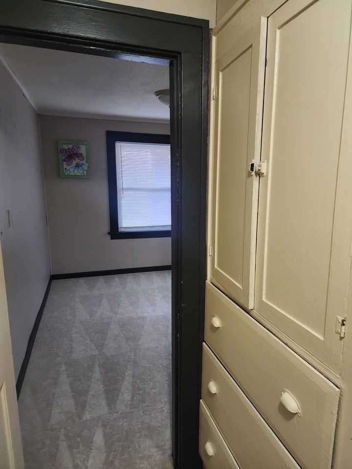 430 S Fillmore St #1 - Photo 4 of 25