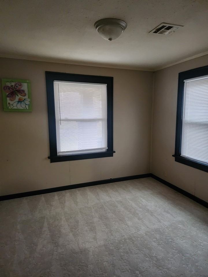 430 S Fillmore St #1 - Photo 5 of 25