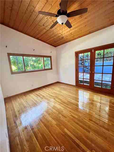 8570 Wonderland Ave - Photo 6 of 8