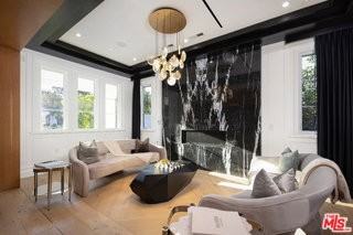 806 N Gardner St - Photo 4 of 8