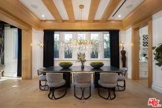 806 N Gardner St - Photo 5 of 8