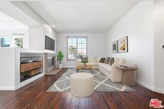 5831 Seawalk Dr #216 - Photo 4 of 8