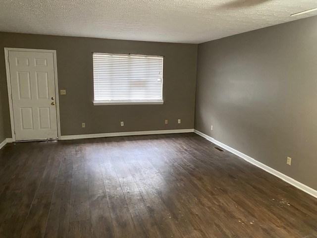 906 Sierra Pl - Photo 2 of 10