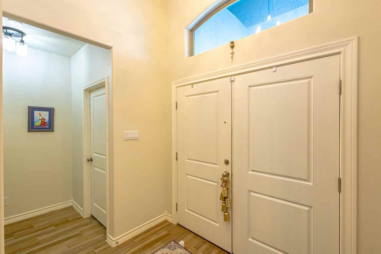 514 Prado Dr - Photo 5 of 32