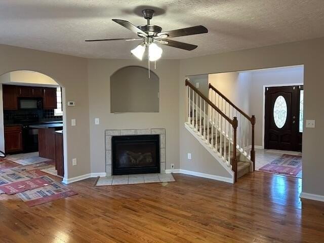 3096 Roundway Down Ln - Photo 7 of 44