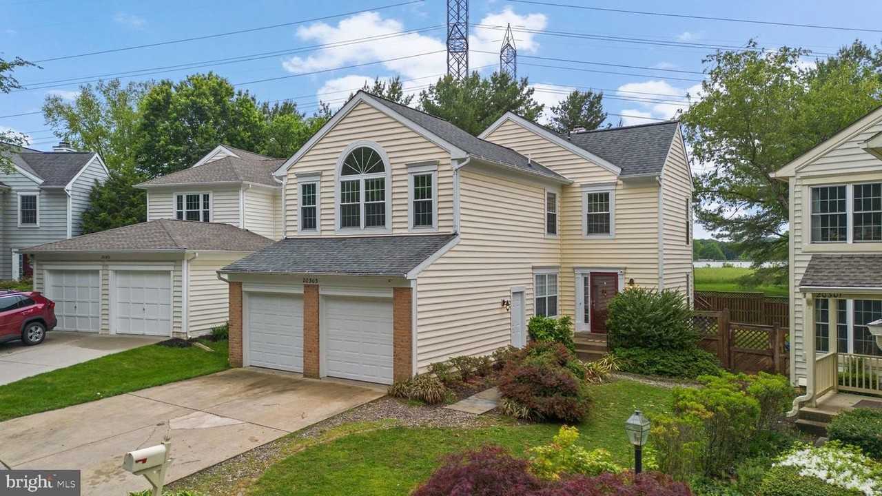 20303 Marketree Pl - Photo 3 of 50