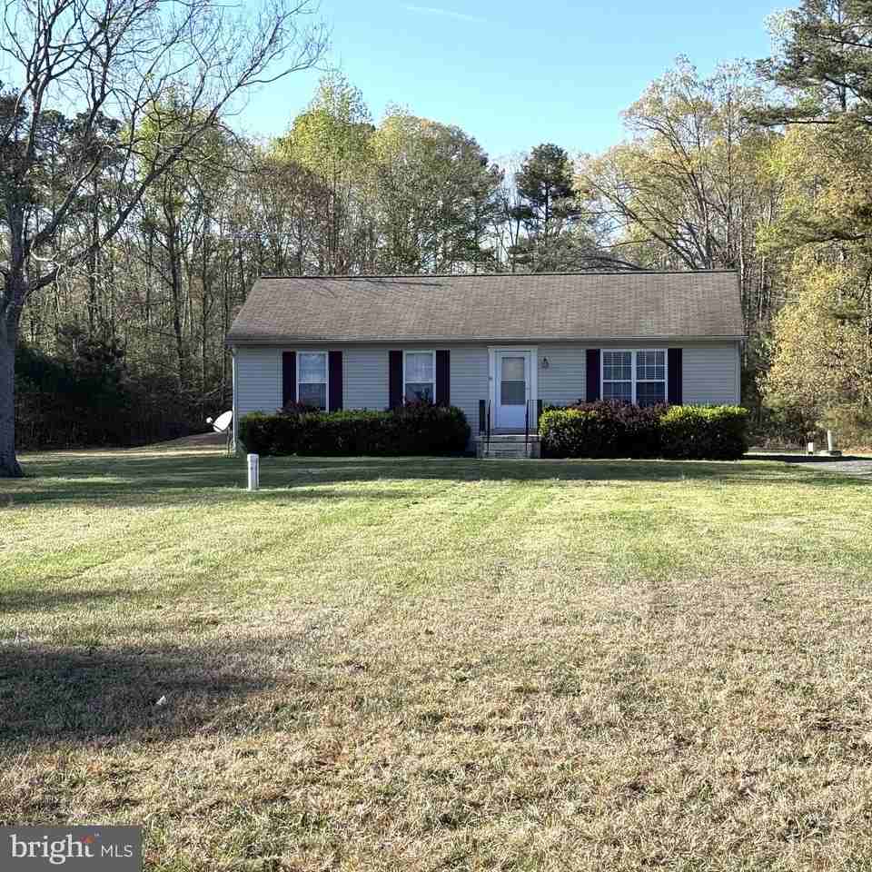 38300 Chaptico Rd - Photo 2 of 31