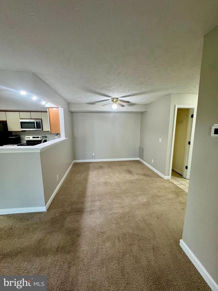 3804 Ridge Knoll Ct - Photo 5 of 19