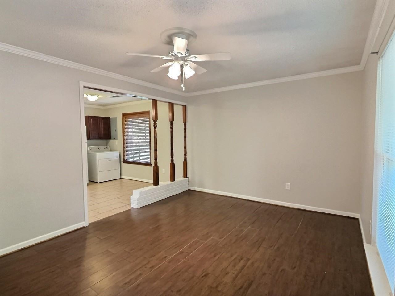 495 Greenview Cv - Photo 3 of 18