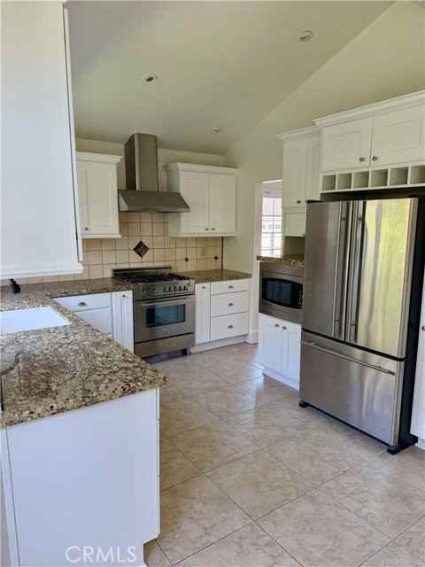 24981 Danafir - Photo 2 of 8