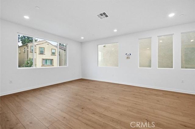 11741 Rose Dr - Photo 6 of 8