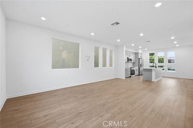 11741 Rose Dr - Photo 7 of 8