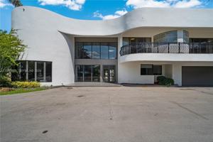 featured image of 14401 Sunset Ln