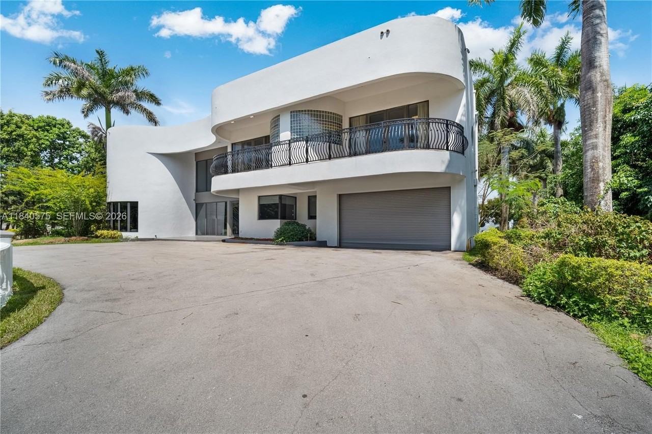 14401 Sunset Ln - Photo 5 of 50