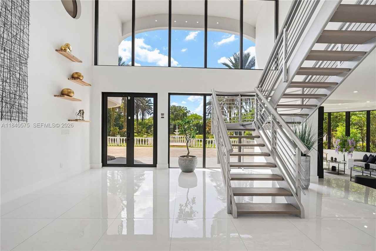 14401 Sunset Ln - Photo 7 of 50