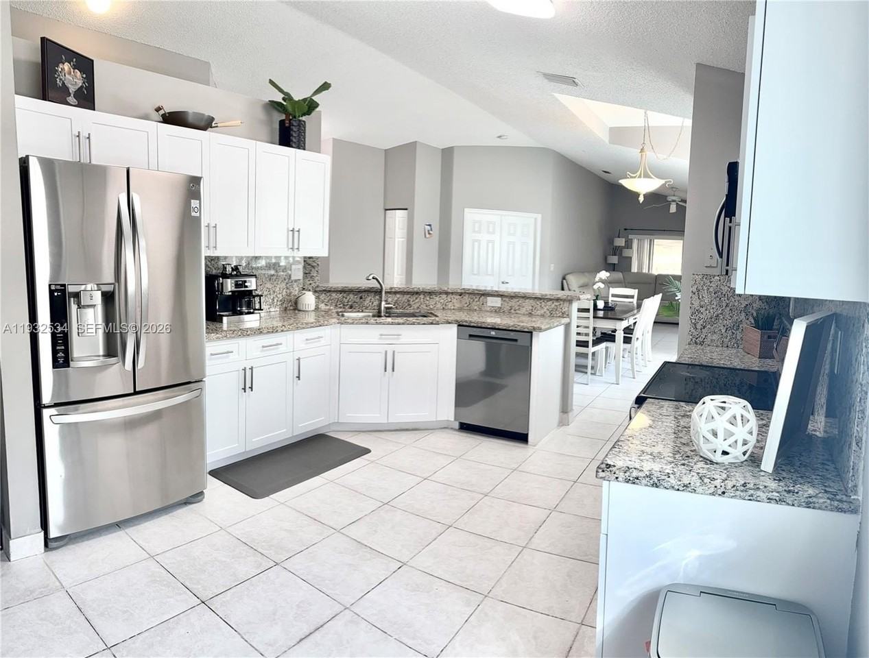 4128 Sapphire Ter #0 - Photo 6 of 21