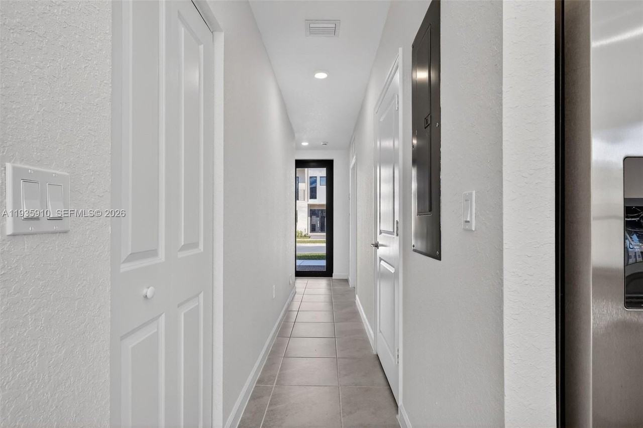 13872 Sw 262nd Ln #13862 - Photo 5 of 43