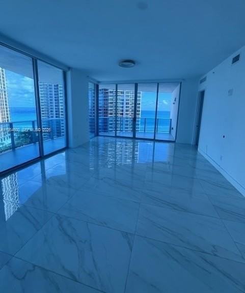 17550 Collins Ave #1505