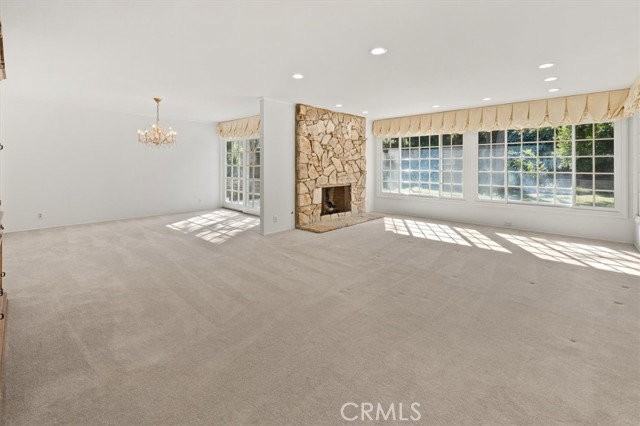 19100 Castlebay Ln - Photo 2 of 8