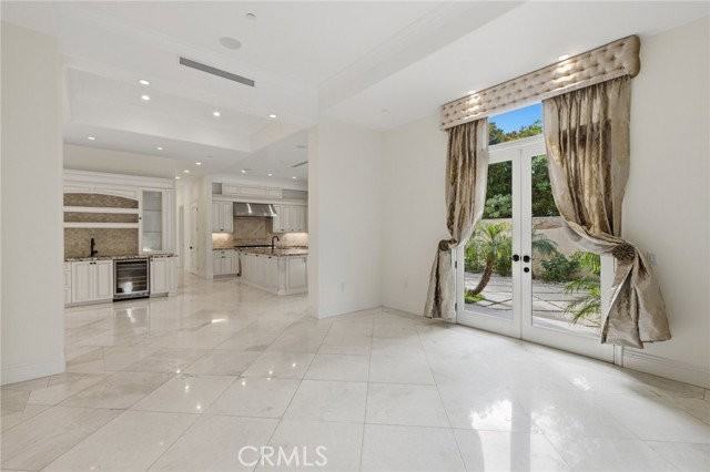 5667 Lubao Ave - Photo 6 of 8