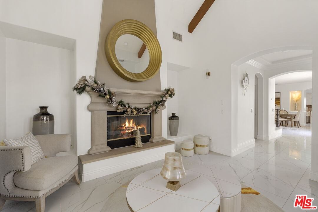 21615 Medina Estates Dr - Photo 5 of 8