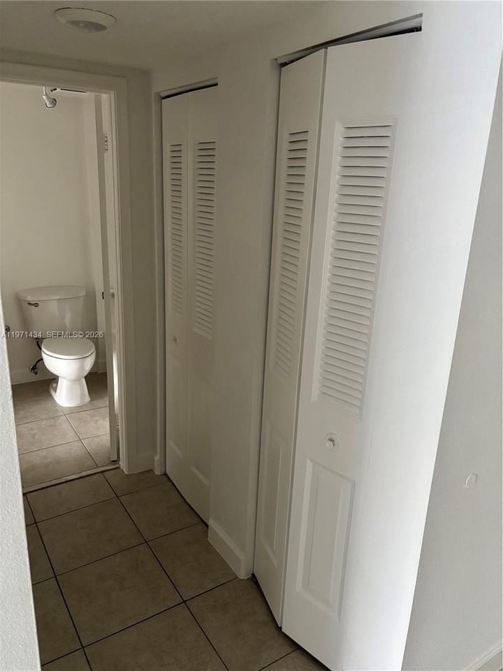 7900 Camino Cir #308 - Photo 3 of 18