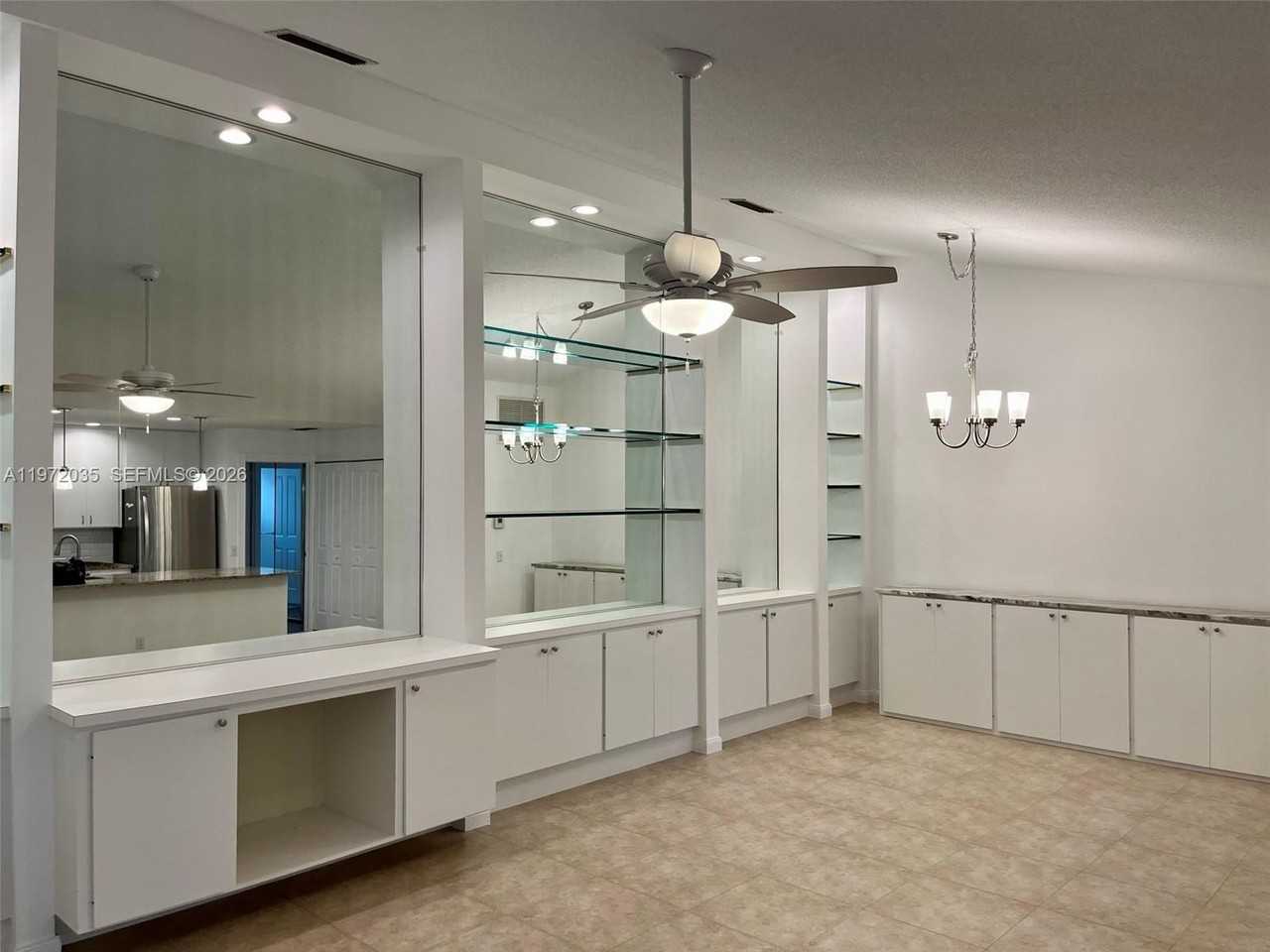 1601 Silverleaf Oak Ct #1601 - Photo 4 of 24