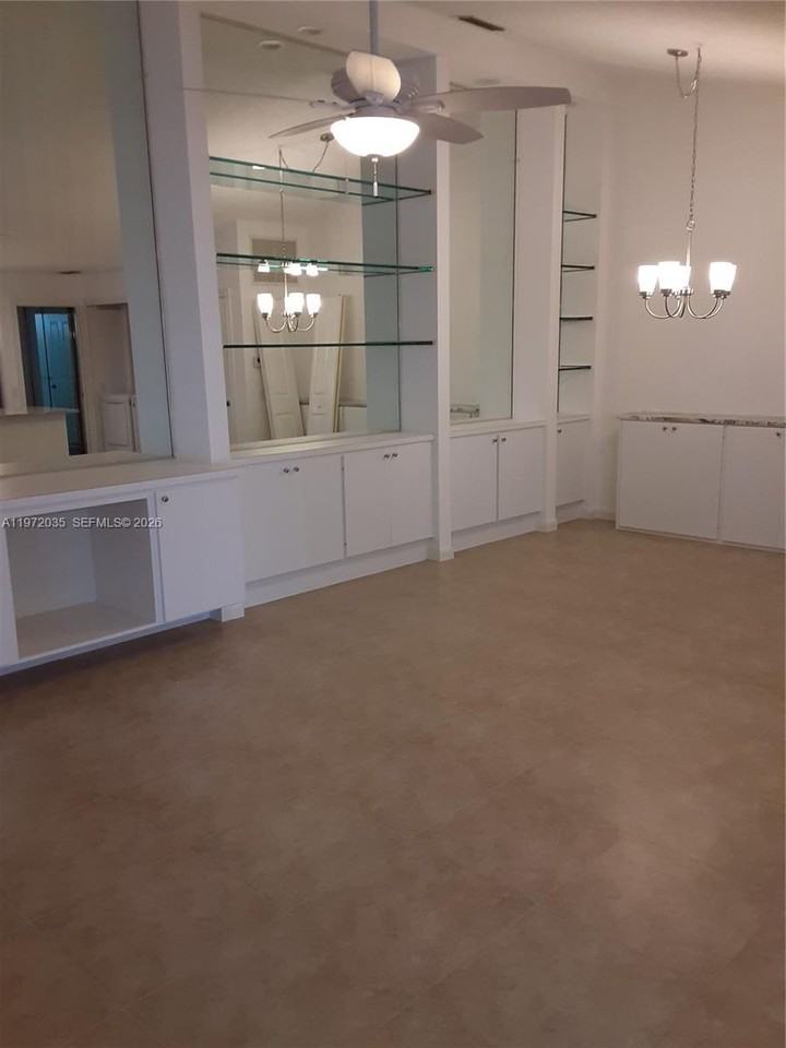 1601 Silverleaf Oak Ct #1601 - Photo 5 of 24