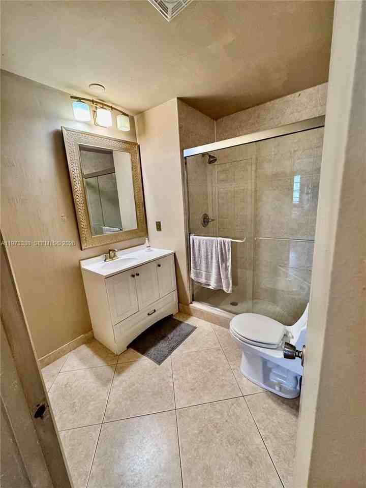 8838 Bella Vista Dr - Photo 5 of 10