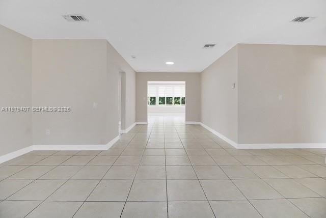 7325 Sw 98th Ct - Photo 7 of 36