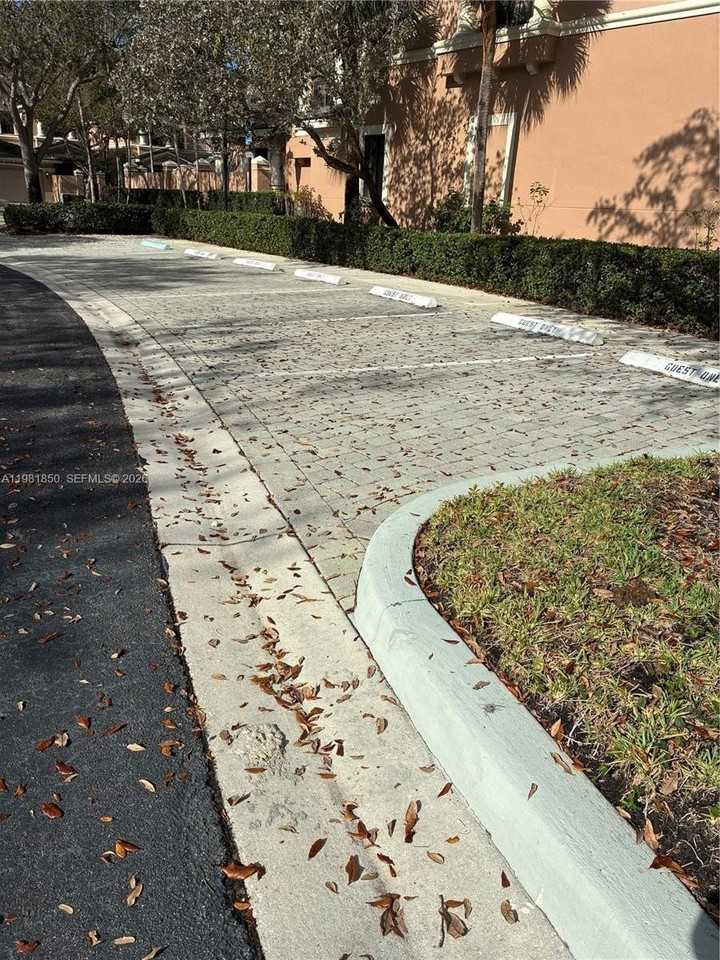 2757 Center Court Dr #1-20 - Photo 5 of 49