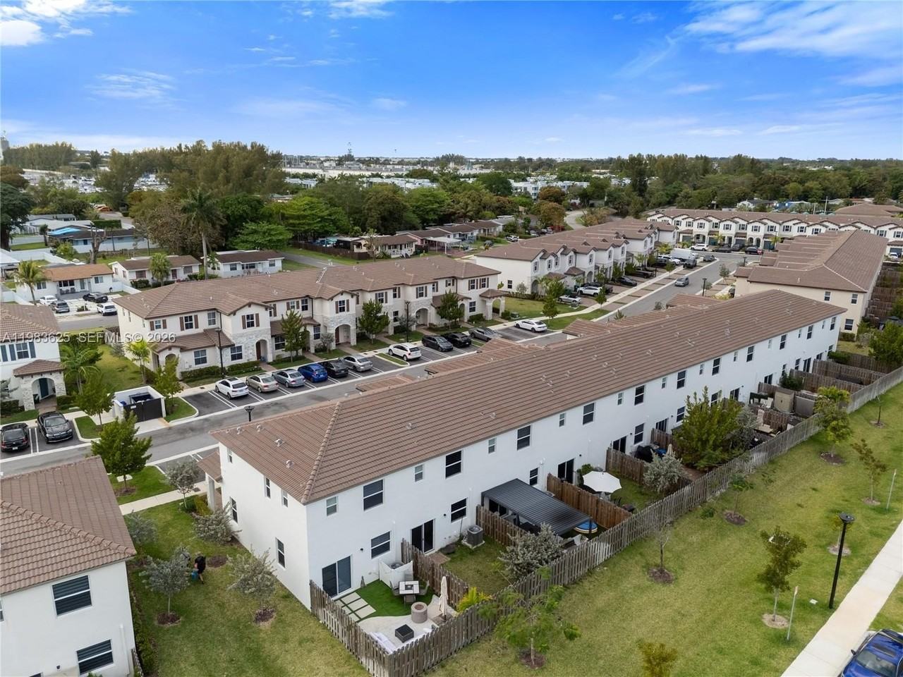 12258 Nw 24th Pl - Photo 3 of 29