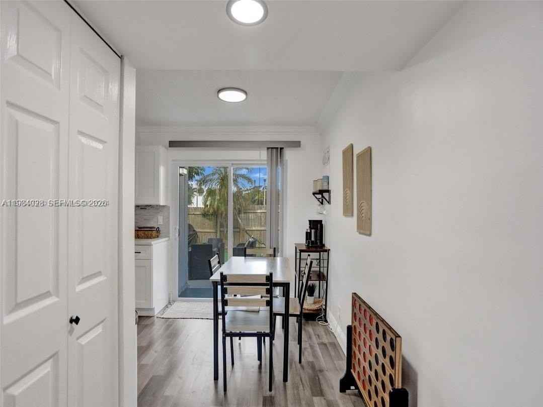 3603 Townhouse Ct - Photo 6 of 26