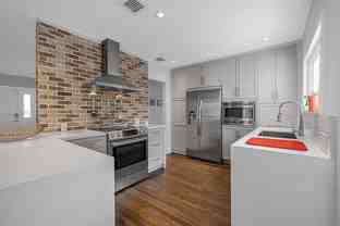 5850 Sw 47th St - Photo 1 of 1