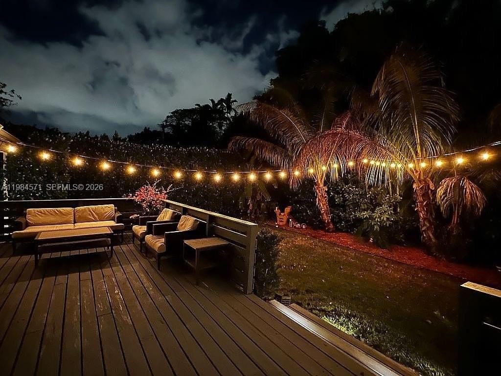 5850 Sw 47th St - Photo 3 of 26