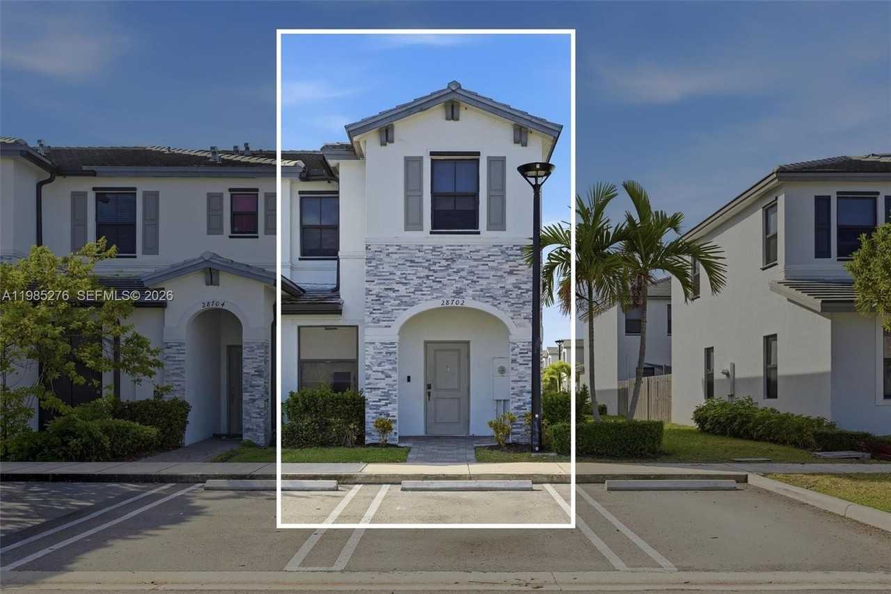 28702 Sw 133rd Ct #28702 - Photo 2 of 47