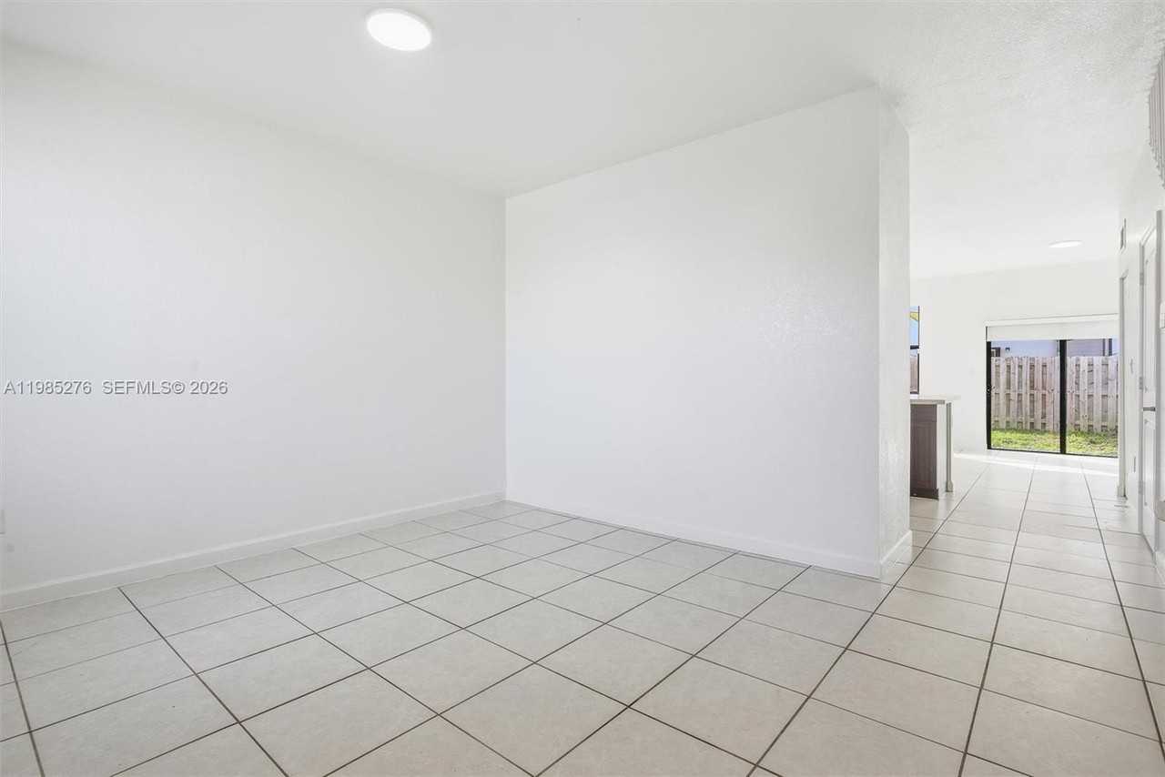 28702 Sw 133rd Ct #28702 - Photo 4 of 47