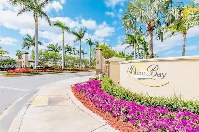 3380 Ne 9th St #203 - Photo 4 of 21