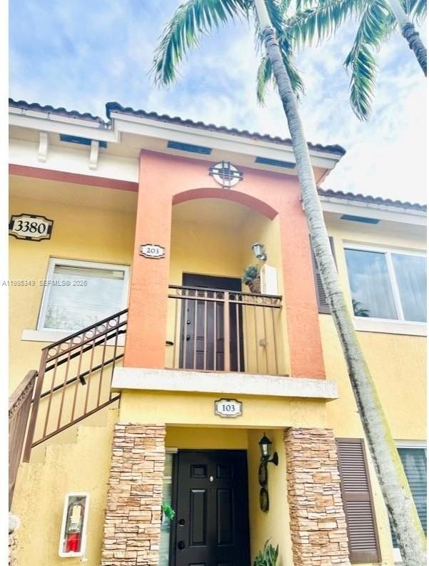 3380 Ne 9th St #203 - Photo 6 of 21