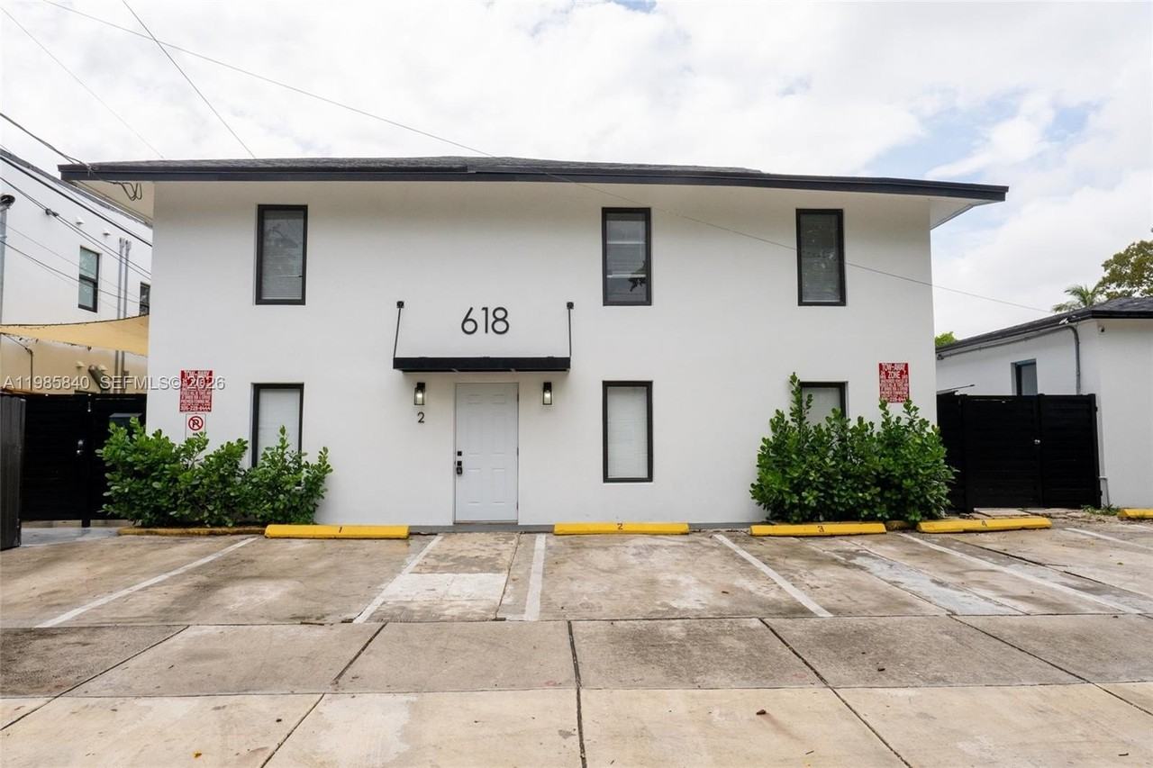 618 Sw 21st Ave #2