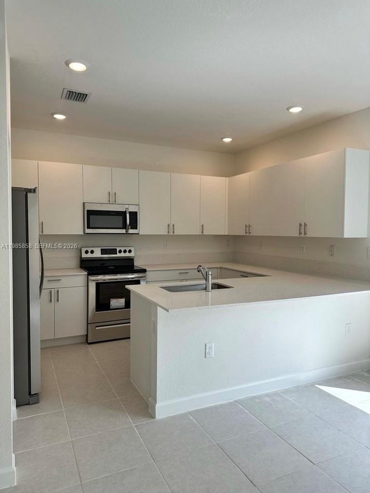 13254 Sw 285th St #13254 - Photo 3 of 10