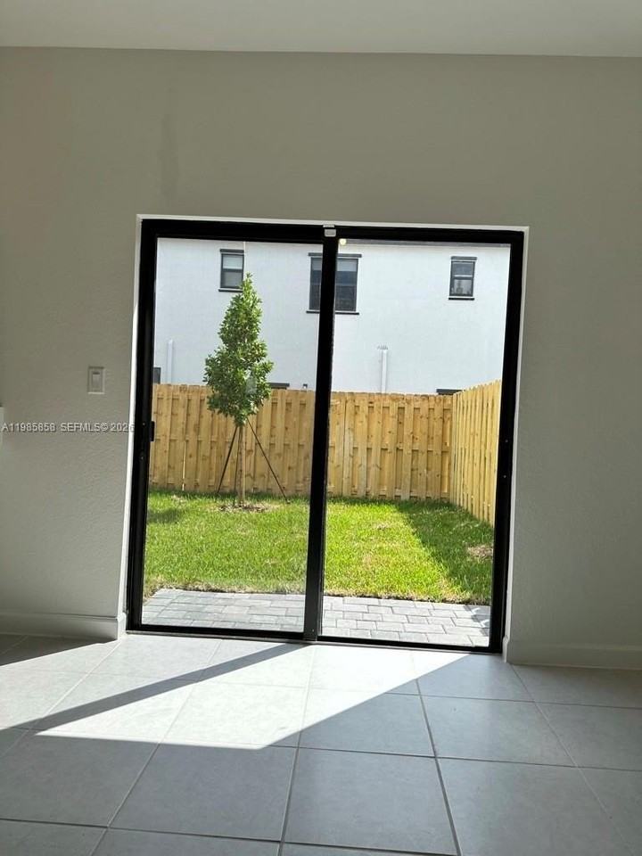 13254 Sw 285th St #13254 - Photo 4 of 10