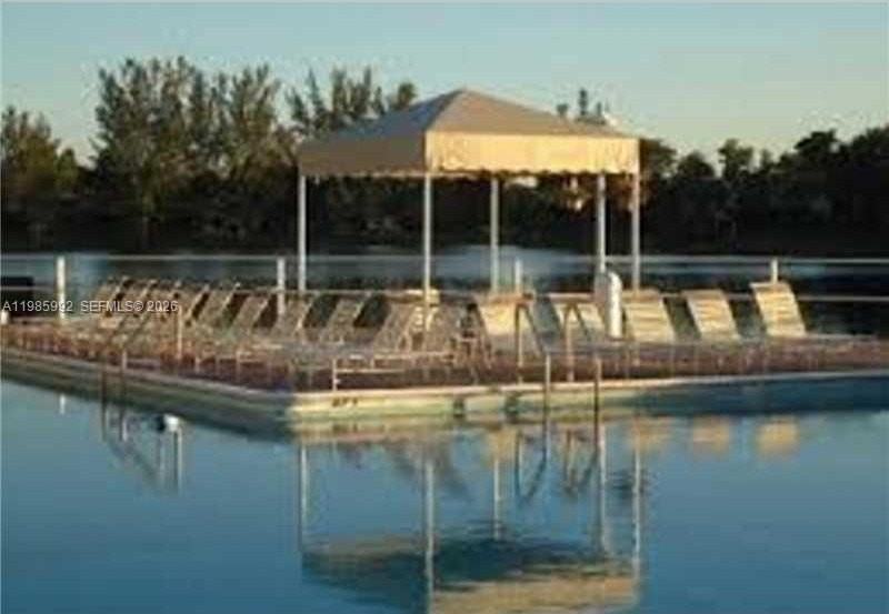 3720 Inverrary Dr #2M - Photo 5 of 11