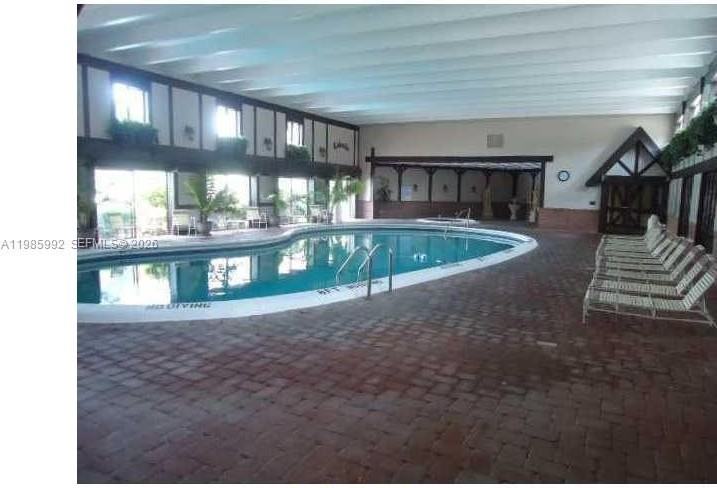 3720 Inverrary Dr #2M - Photo 7 of 11