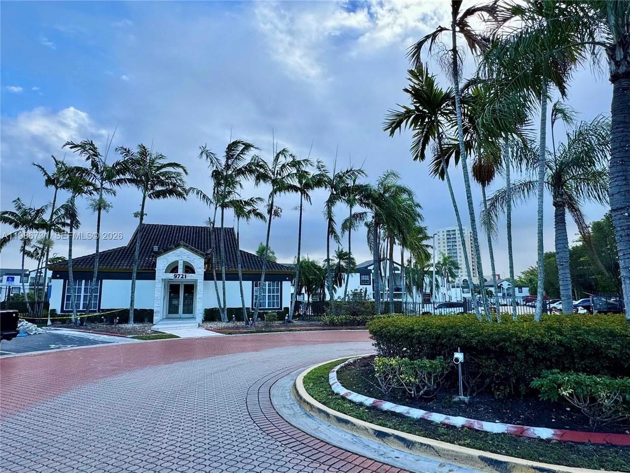 9731 Fontainebleau Blvd #F306 - Photo 2 of 46