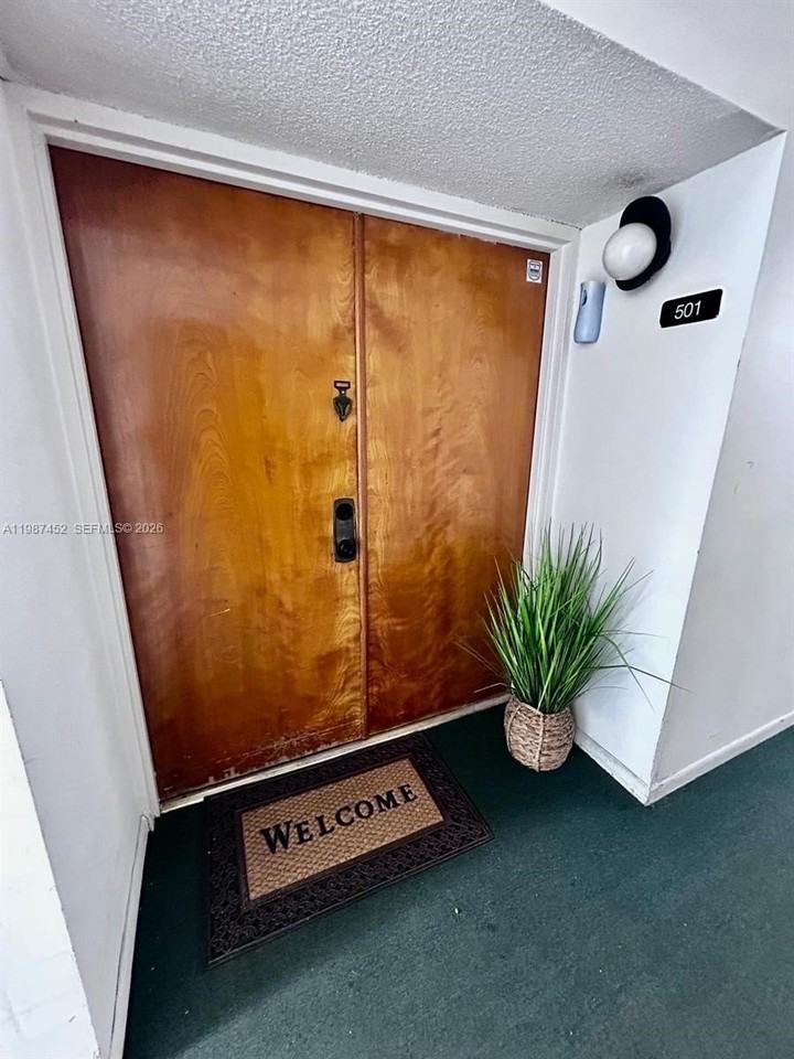 11750 Sw 18th St #501-1 - Photo 3 of 31