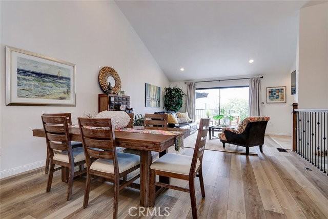 222 S Irena Ave #Q - Photo 6 of 8